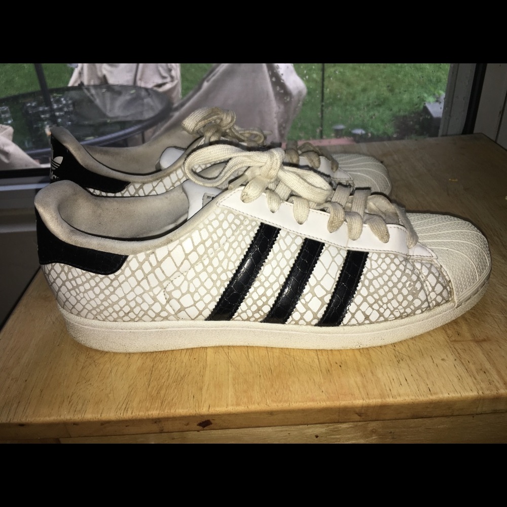 Mens Superstar Shoes